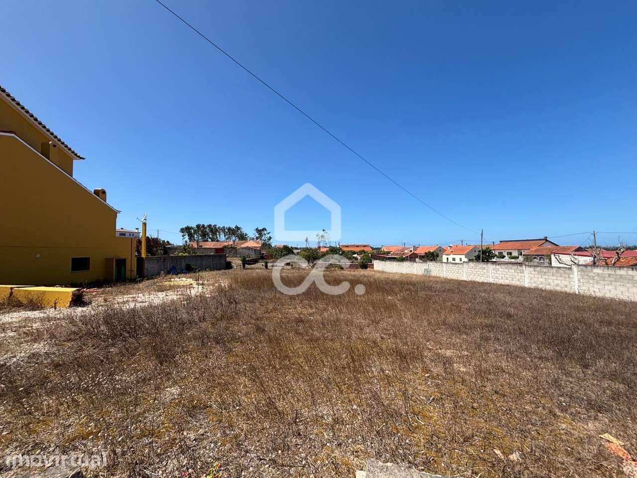 Terreno inserido no aglomerado urbano, com viabilidade de construção u - Grande imagem: 3/7