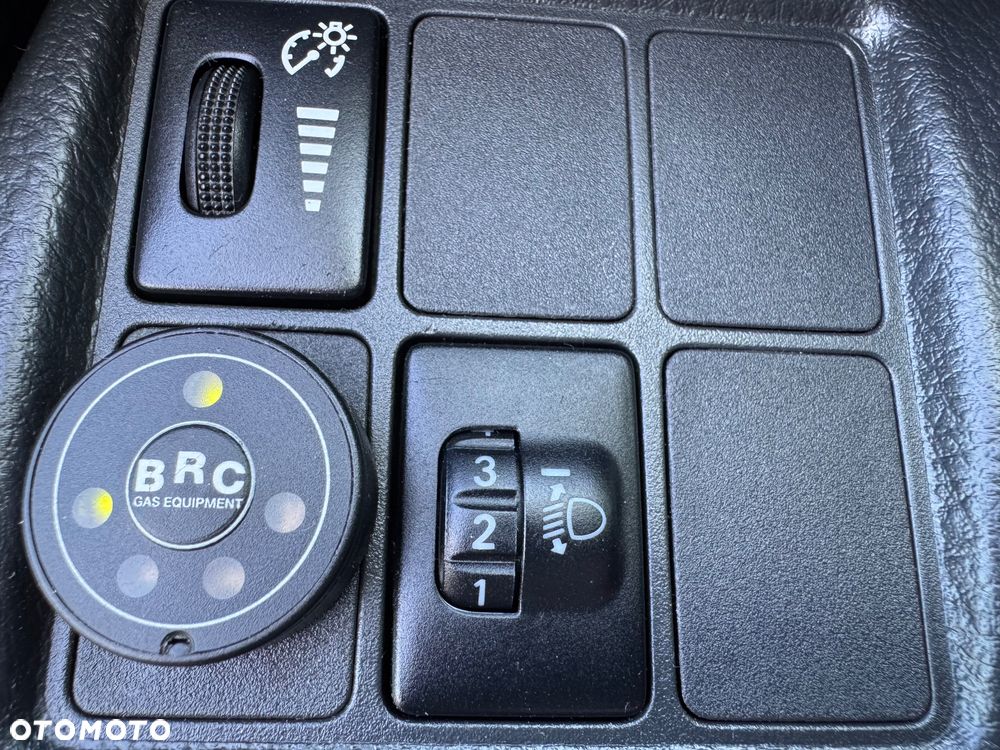 Toyota RAV4 - 31
