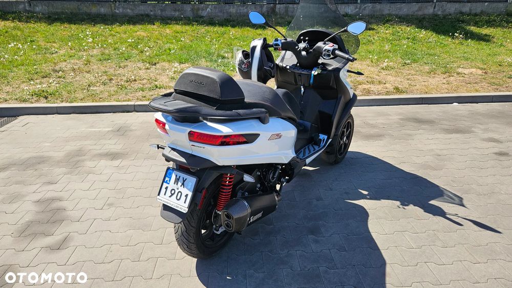 Piaggio MP-3 - 2