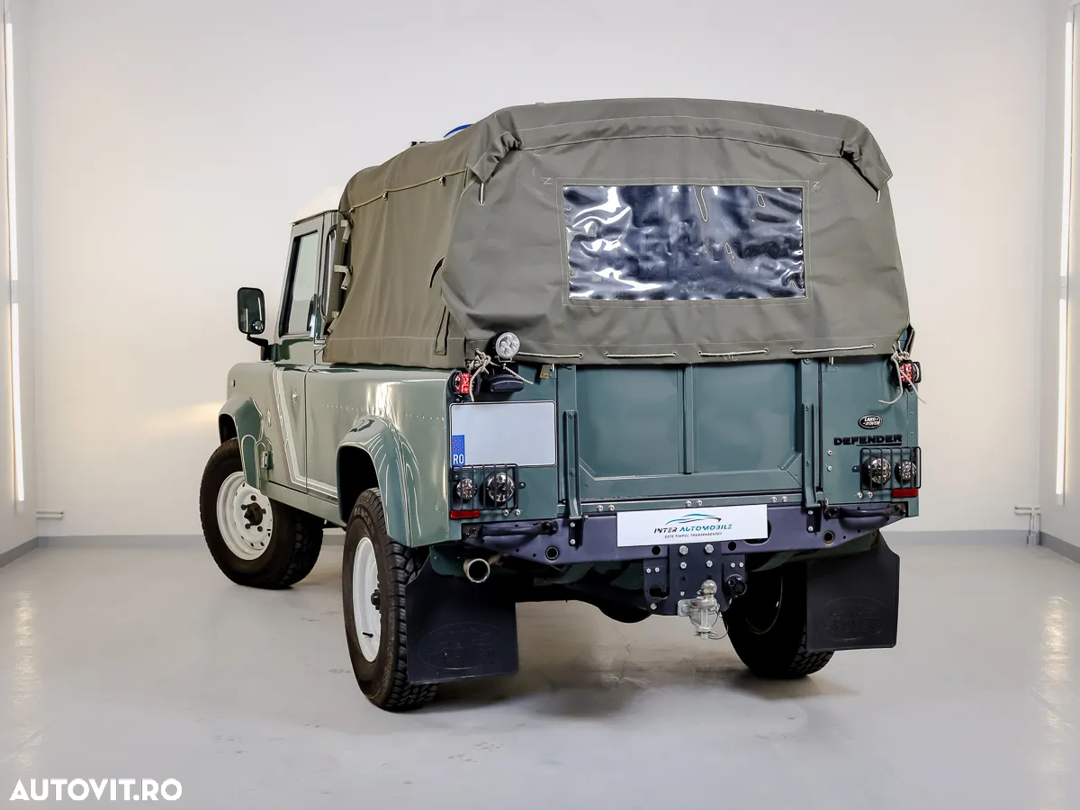 Land Rover Defender 130 2.4I Single Cab Chassis - 11