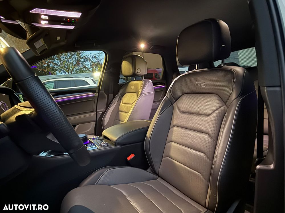 Volkswagen Touareg V6 TDI 4MOTION R-Line - 8