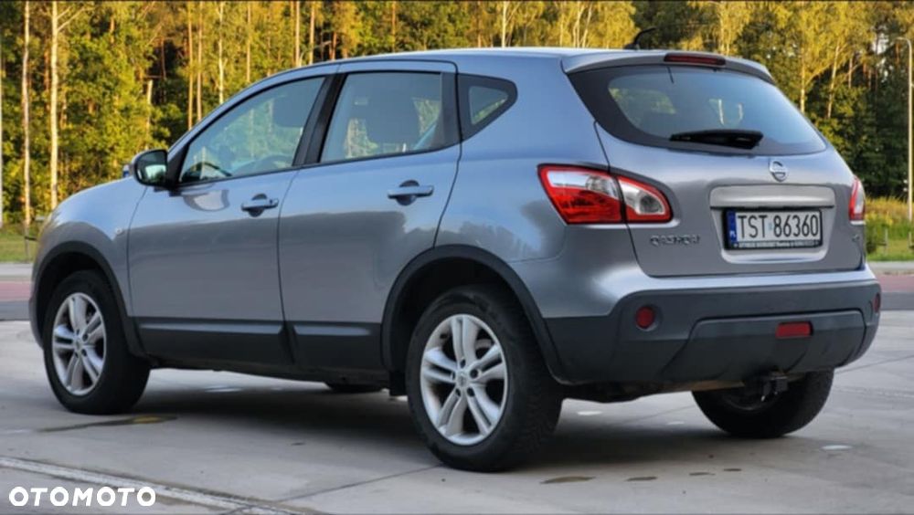 Nissan Qashqai 2.0 dCi DPF acenta - 5
