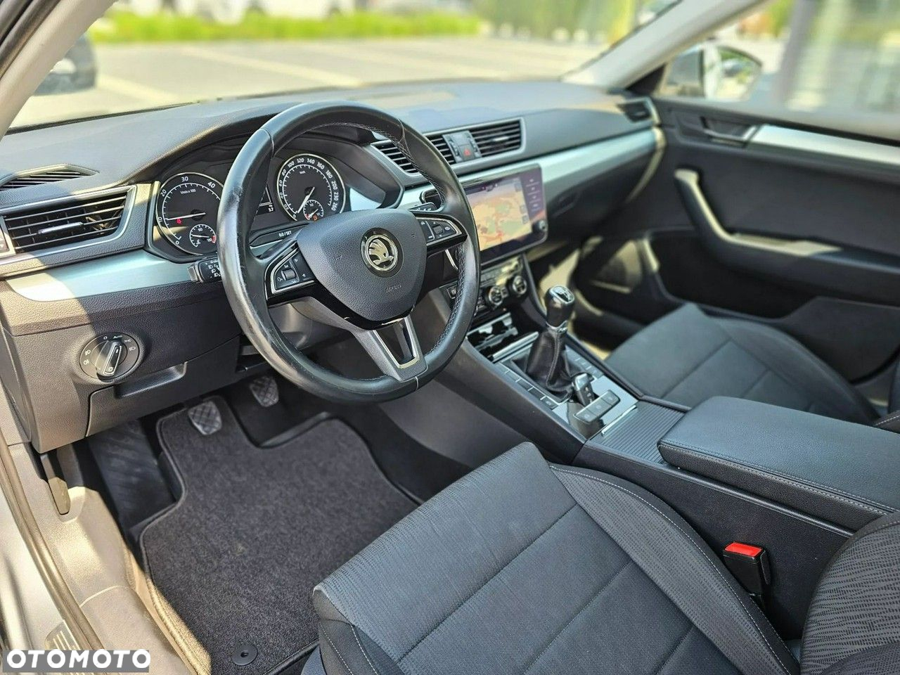 Skoda Superb 2.0 TDI SCR Style - 16