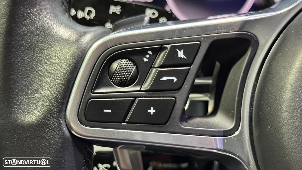 Porsche Panamera Sport Turismo 4 E-Hybrid - 14