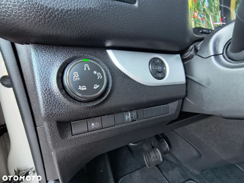 Peugeot Traveller L2 2.0 EAT8 Business VIP - 13