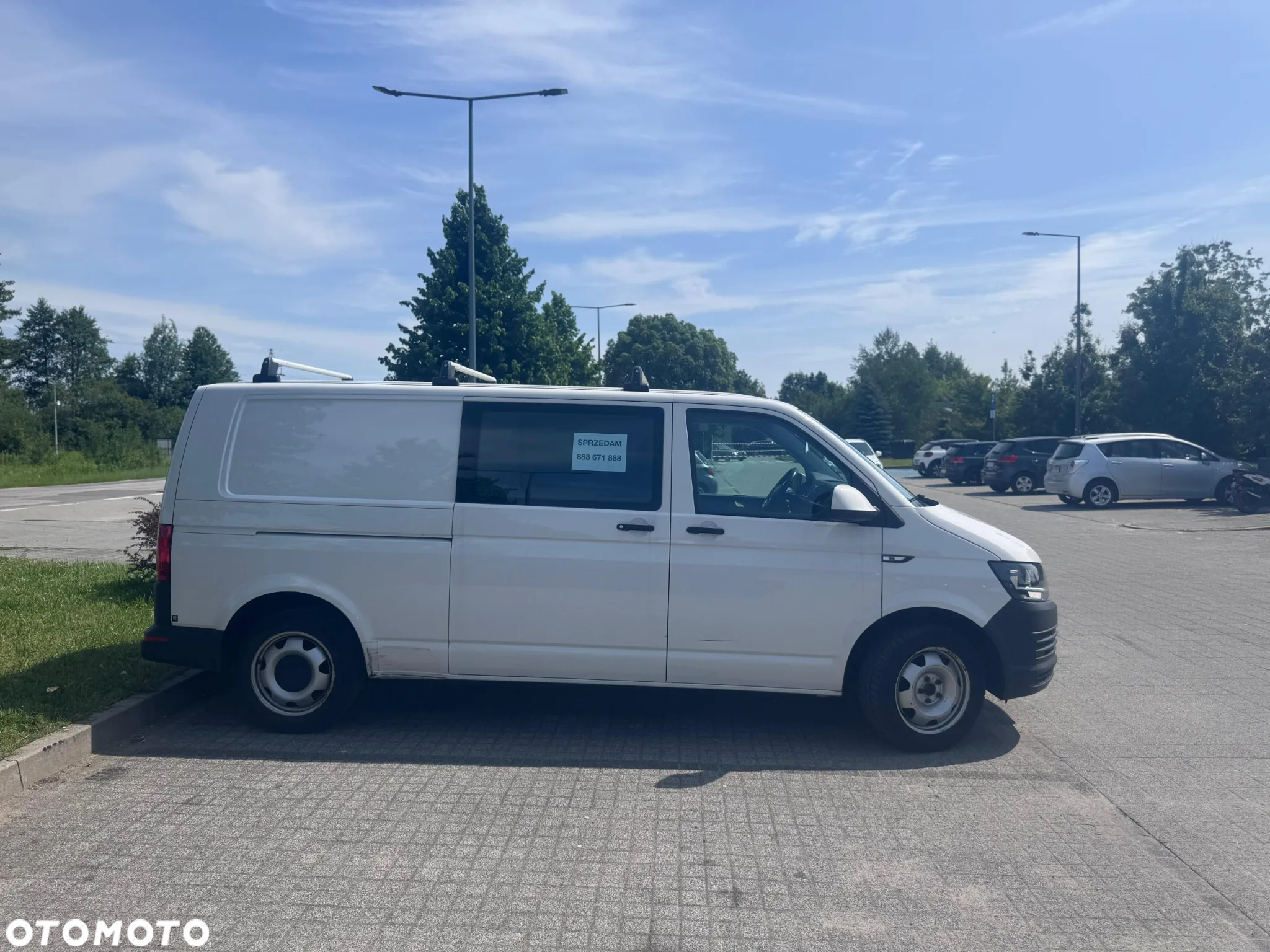 Volkswagen Transporter - 2