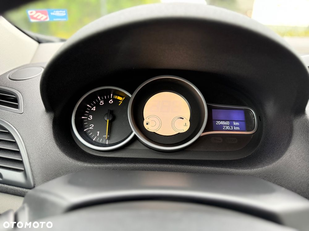 Renault Megane 1.6 16V Expression - 13