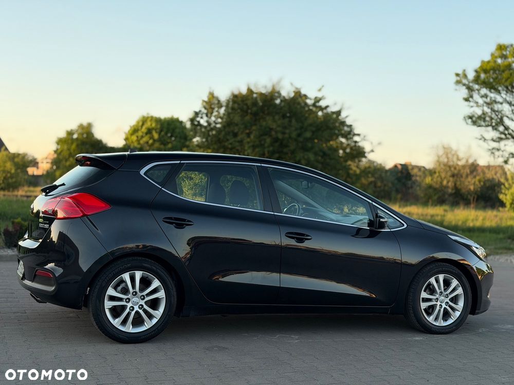 Kia Ceed 1.6 GDI Platinum Edition - 5