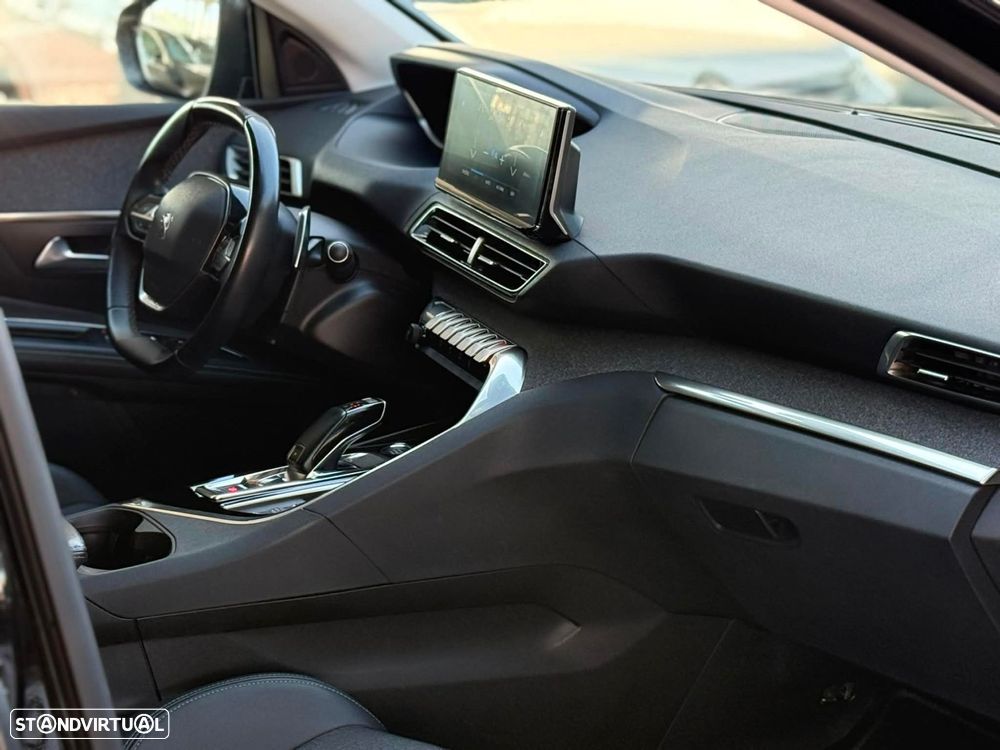 Peugeot 5008 1.5 BlueHDi Allure Pack EAT8 - 9