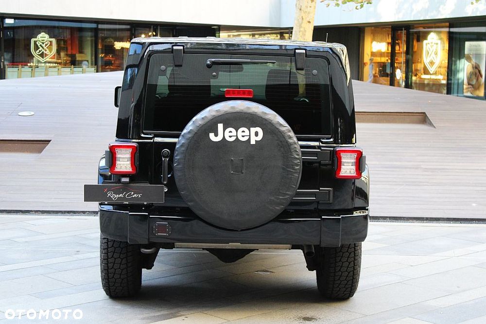 Jeep Wrangler - 8