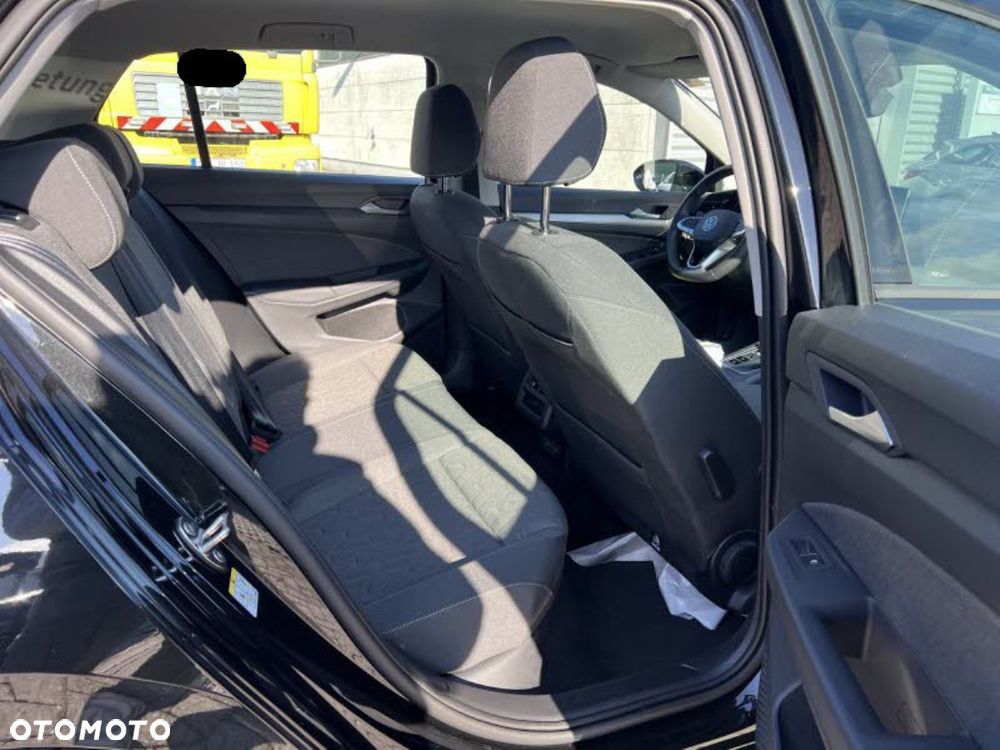 Volkswagen Golf - 21