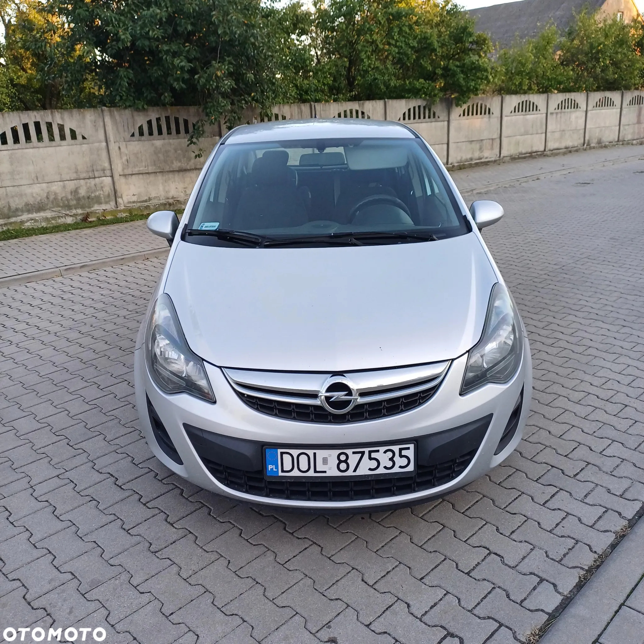 Opel Corsa 1.2 16V Cosmo - 4