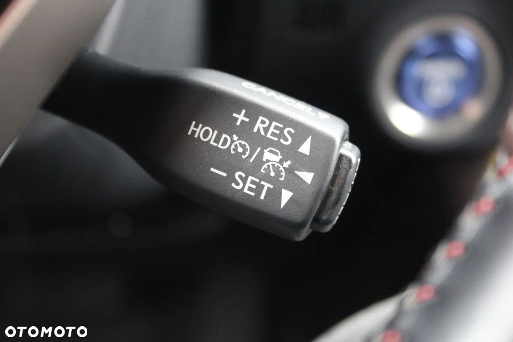 Lexus RX 450h Business Edition + - 31