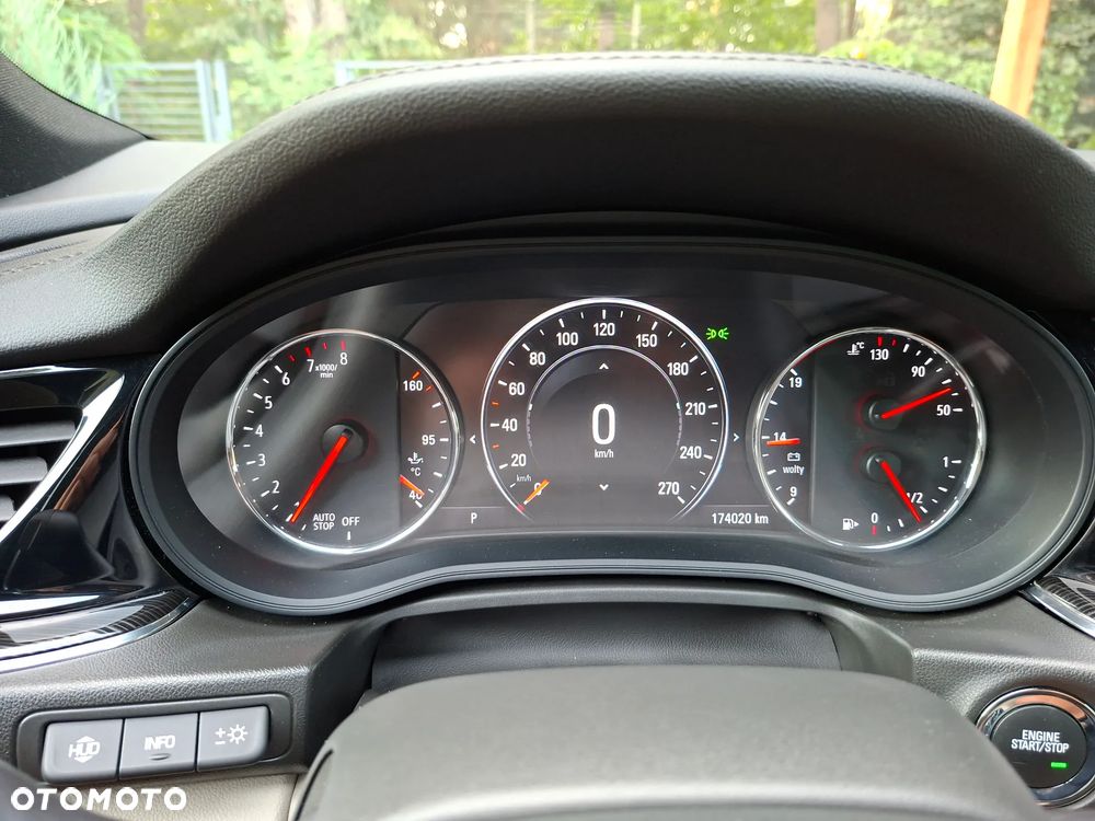 Opel Insignia 2.0 T 4x4 Innovation S&S - 12