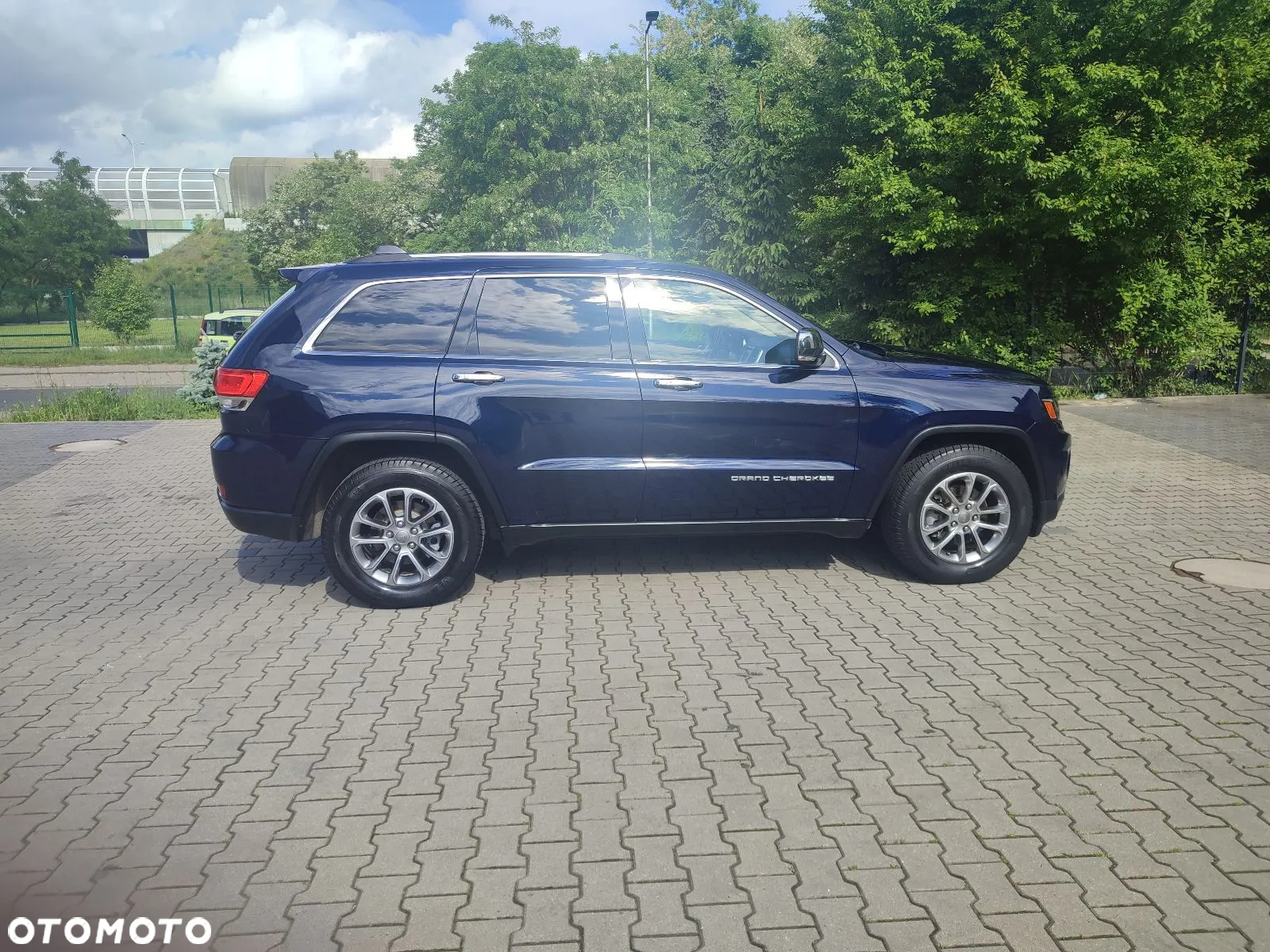 Jeep Grand Cherokee - 8
