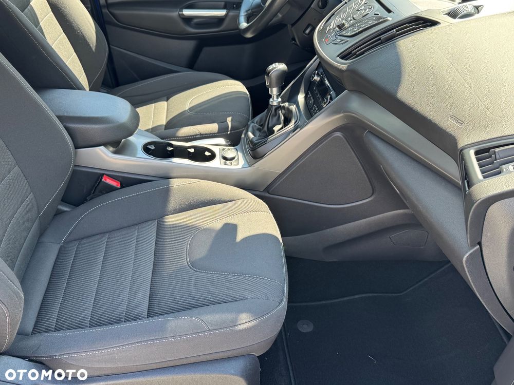 Ford Kuga 1.5 EcoBoost 2x4 SYNC - 13