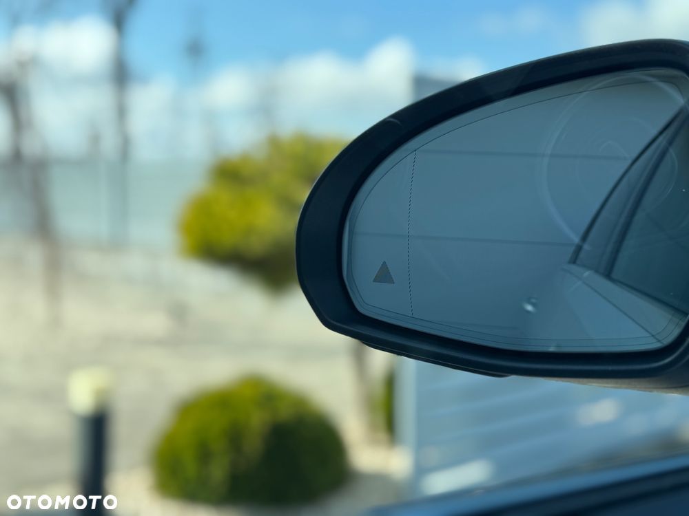 Mercedes-Benz Klasa C 300 d 9G-TRONIC - 40