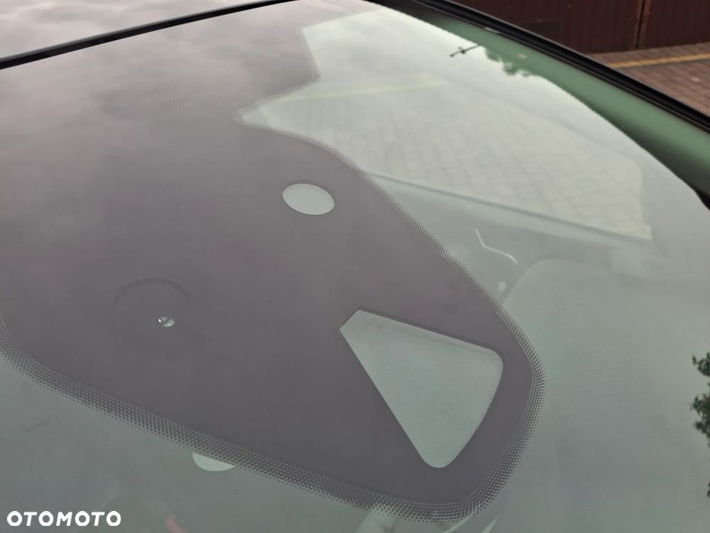 Ford Fiesta 1.0 EcoBoost S&S TITANIUM - 13