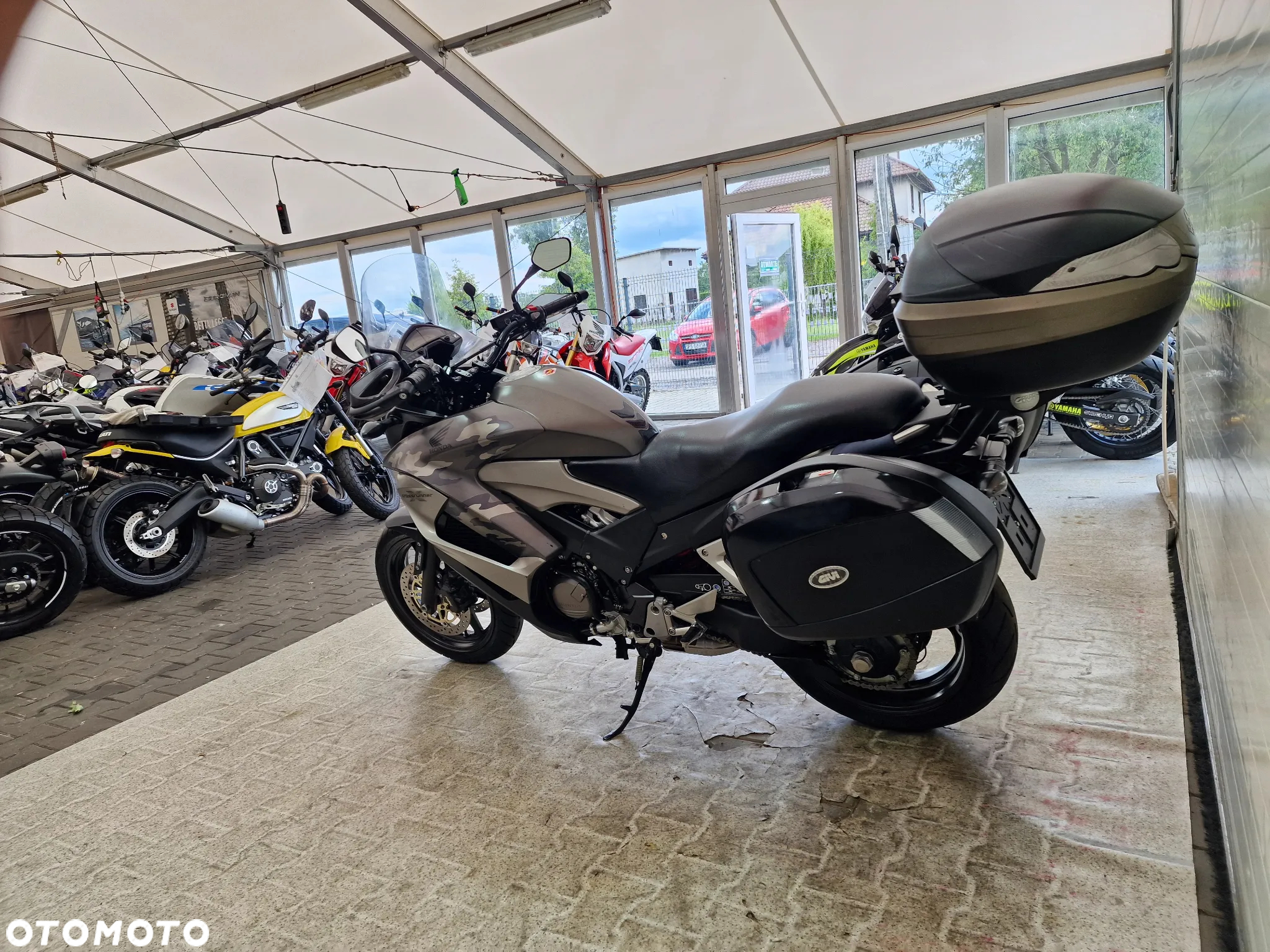 Honda VFR - 20