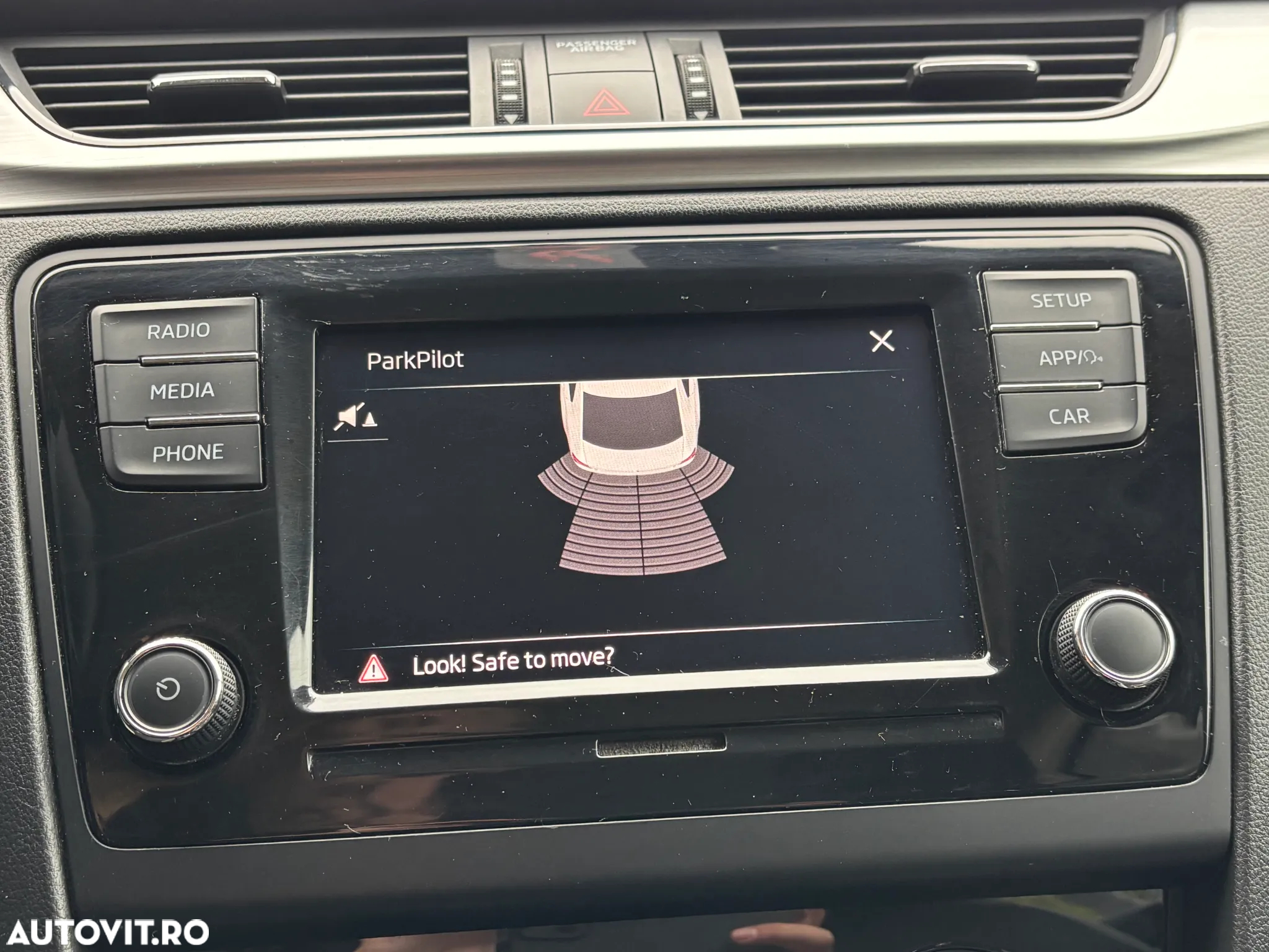 Skoda RAPID 1.0 TSI Ambition - 27