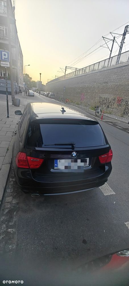 BMW Seria 3 320d xDrive - 6
