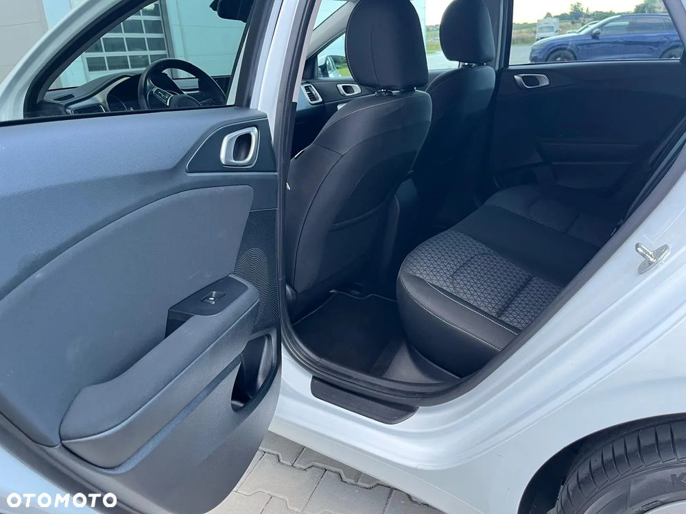 Kia Ceed 1.4 T-GDI L DCT - 10