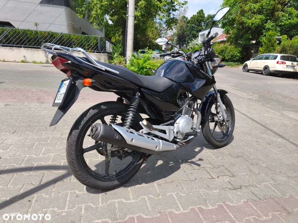 Yamaha YBR - 6