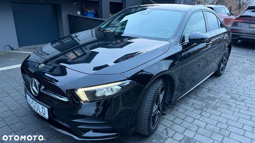 Mercedes-Benz Klasa A 250 e 8G-DCT AMG Line - 3