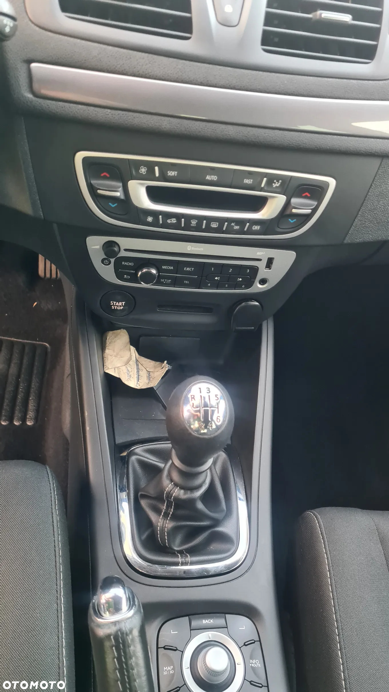 Renault Megane Grandtour ENERGY TCe 115 Start & Stopp LIMITED - 19