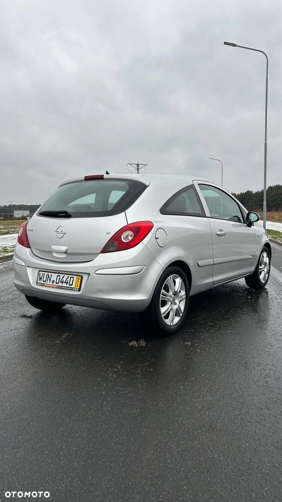 Opel Corsa - 7