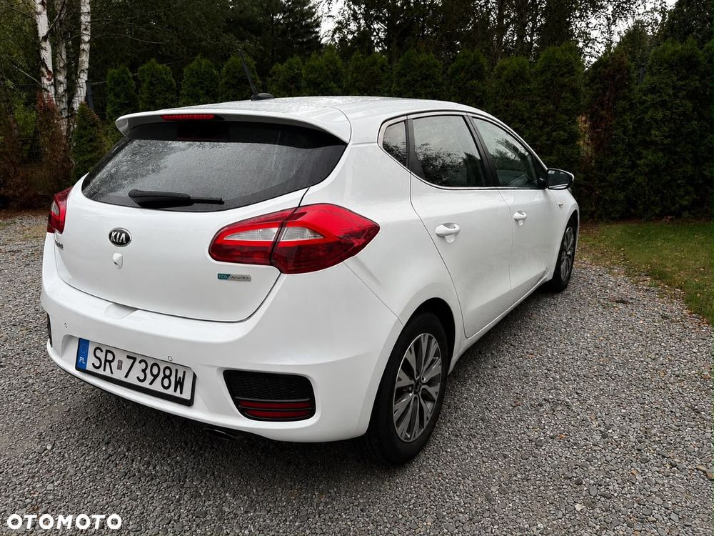 Kia Ceed 1.6 GDI L Business Line - 6