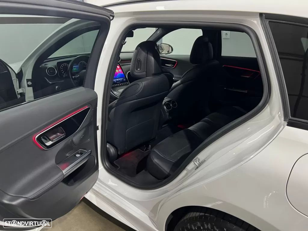 Mercedes-Benz C 300 e AMG Line - 14