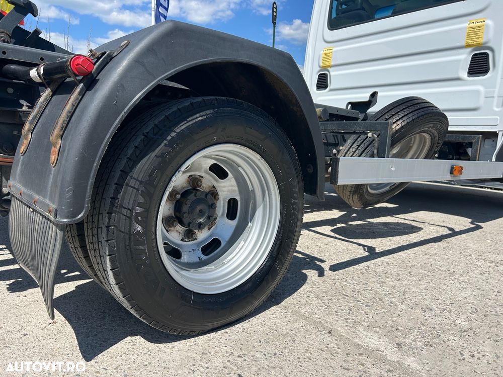 Iveco LIFT DE CONTAINER CU CARLIG 3.0 D - 29