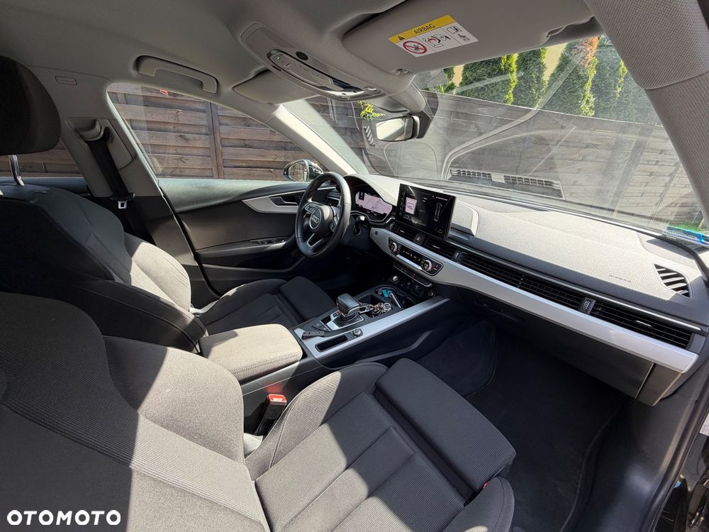 Audi A4 Limousine 35 TFSI mHEV Advanced S tronic - 8