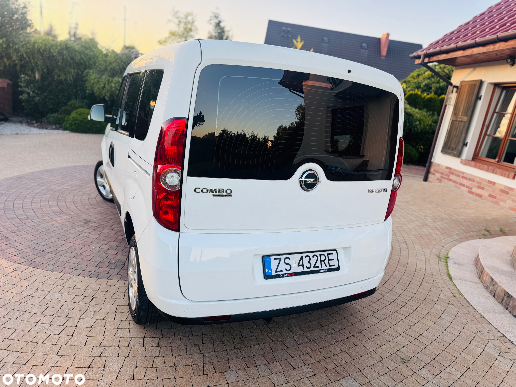 Opel Combo Tour 1.6 CDTI Enjoy - 23