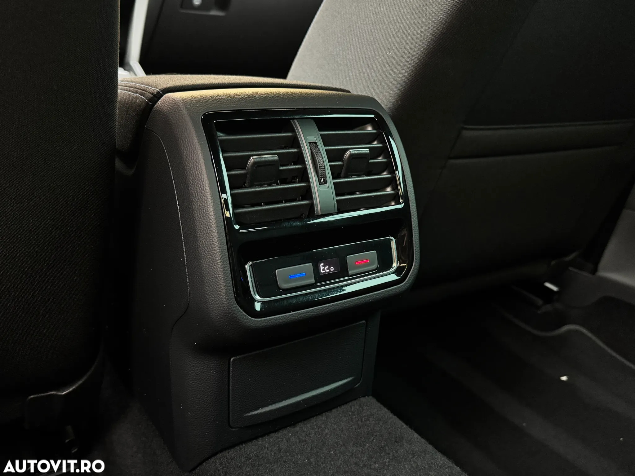 Volkswagen Passat Variant 1.4 TSI Plug-In-Hybrid DSG GTE - 22