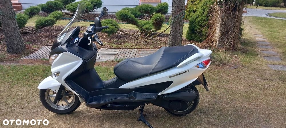 Suzuki Burgman - 1