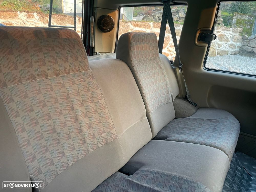 Land Rover Discovery 2.5 TDi - 12