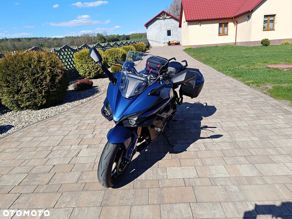 Suzuki GSX 1000 - 3