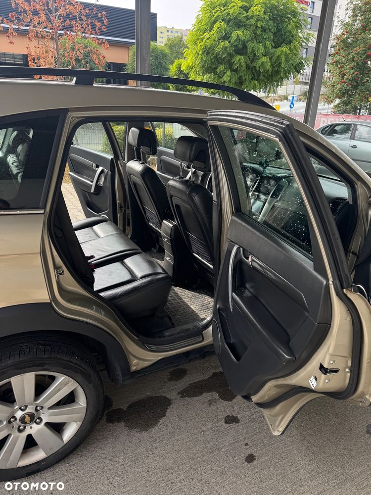 Chevrolet Captiva - 10