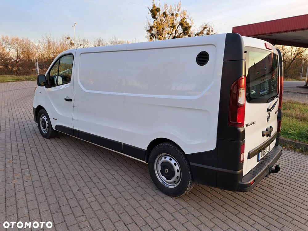 Renault Trafic - 11