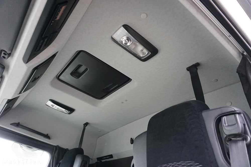 Mercedes-Benz ACTROS / 1830 / E 6 / MP 5 / KONTENER + WINDA / 16 PALET - 17