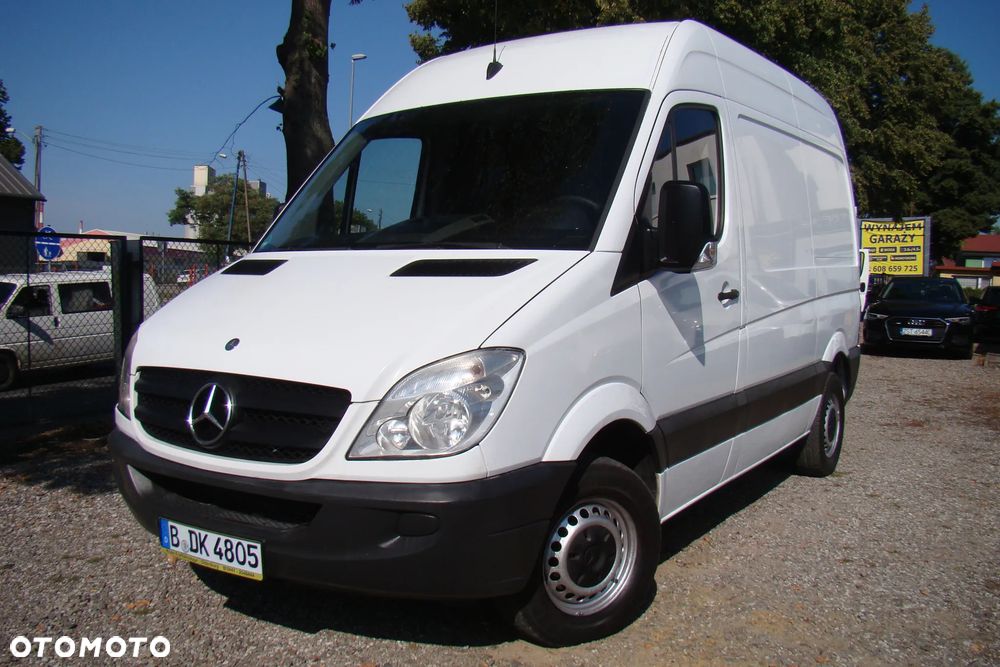 Mercedes-Benz Sprinter - 1