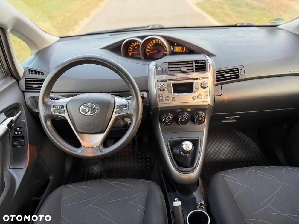 Toyota Verso 1.6 5-Sitzer Comfort - 10