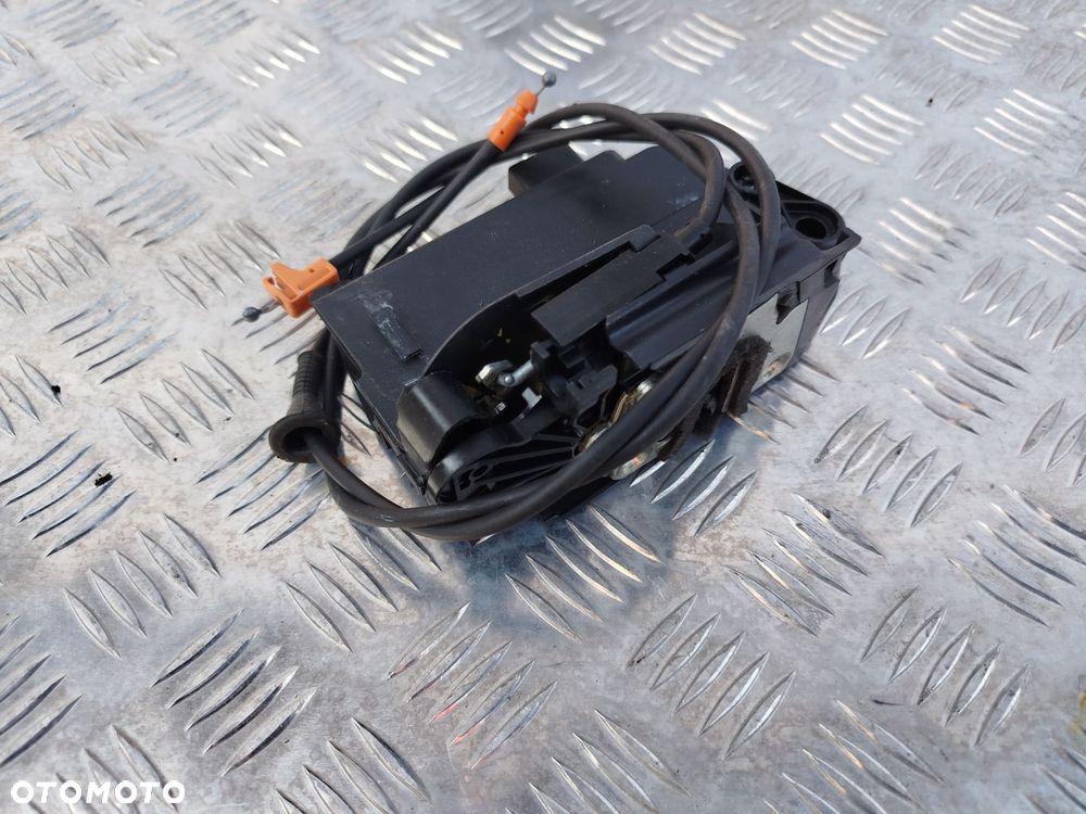 ZAMEK DRZWI LEWY SCANIA NTG - 1