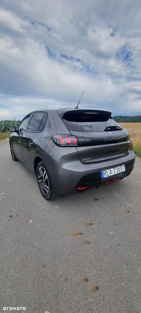 Peugeot 208 - 9