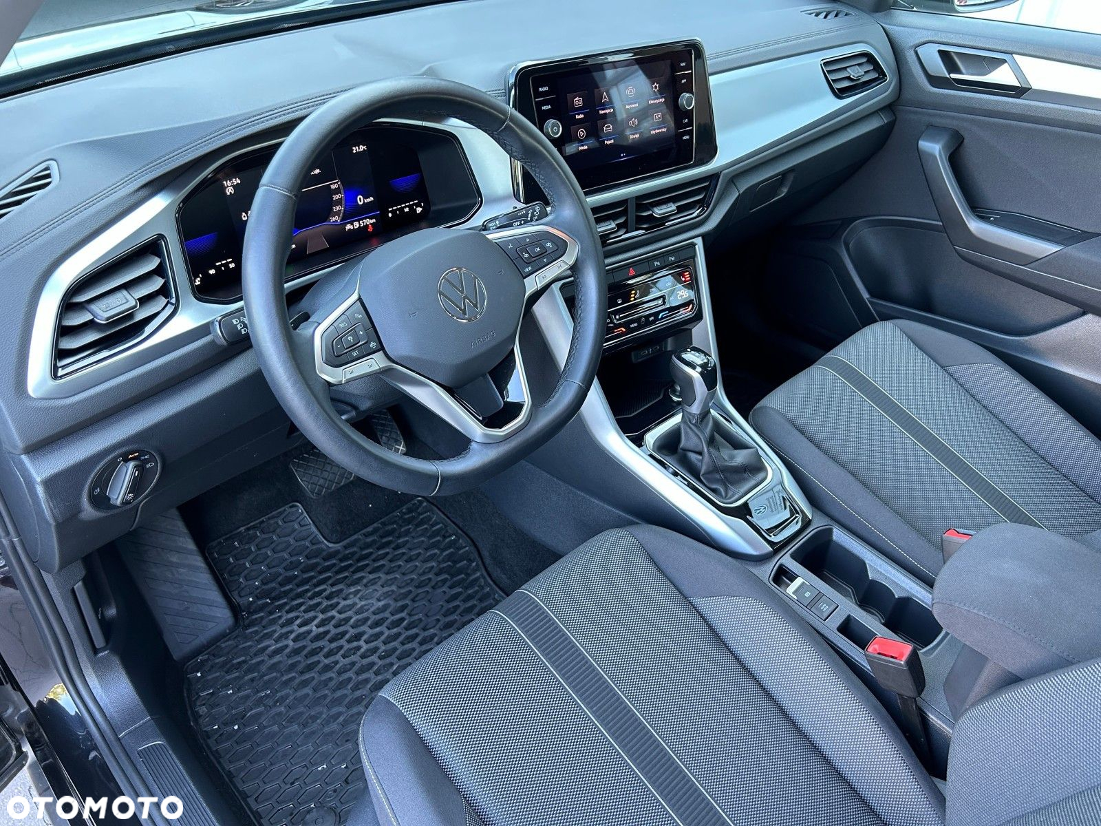Volkswagen T-Roc 1.5 TSI Life Plus DSG - 6
