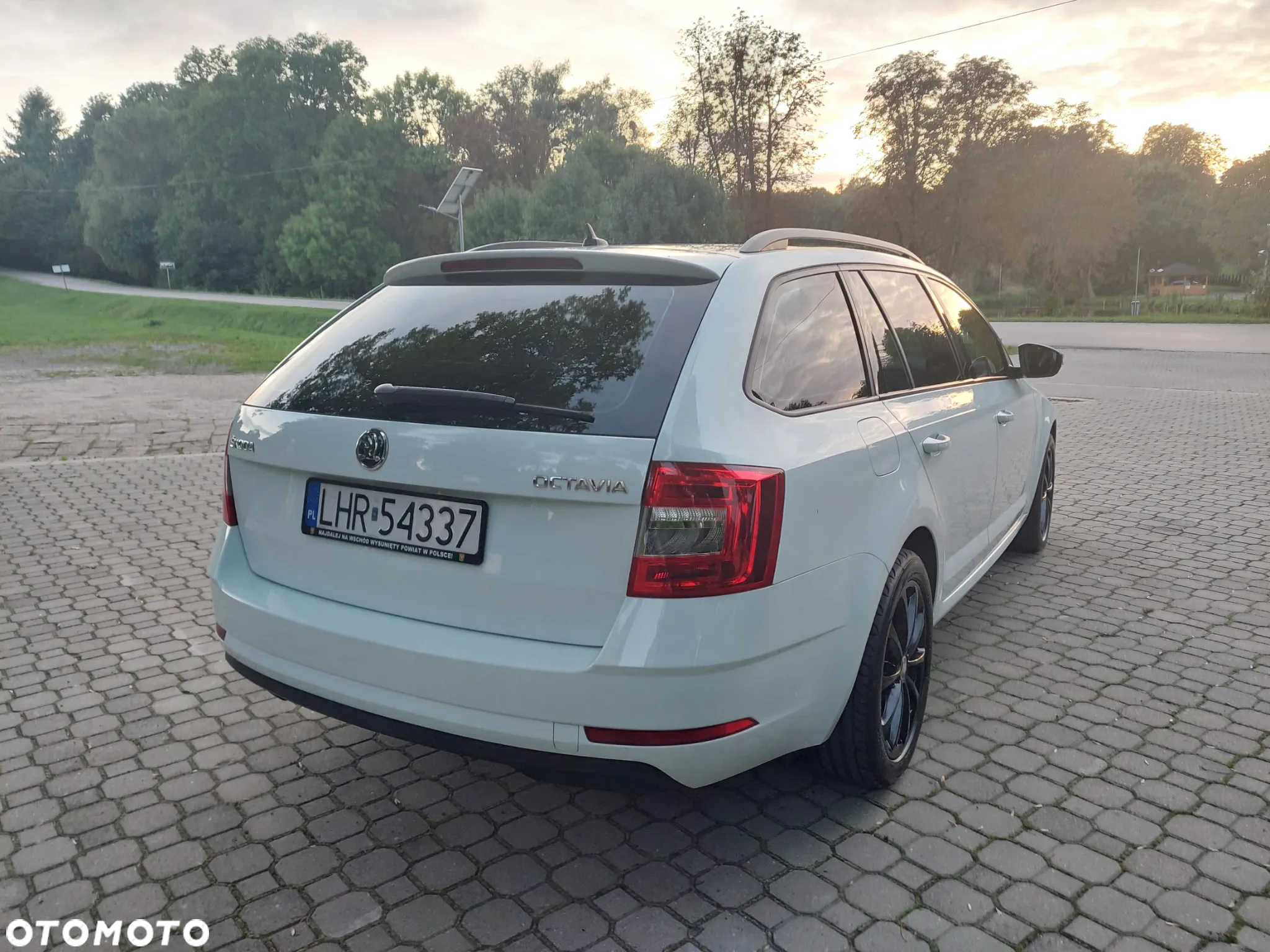 Skoda Octavia 1.6 TDI Ambition - 2
