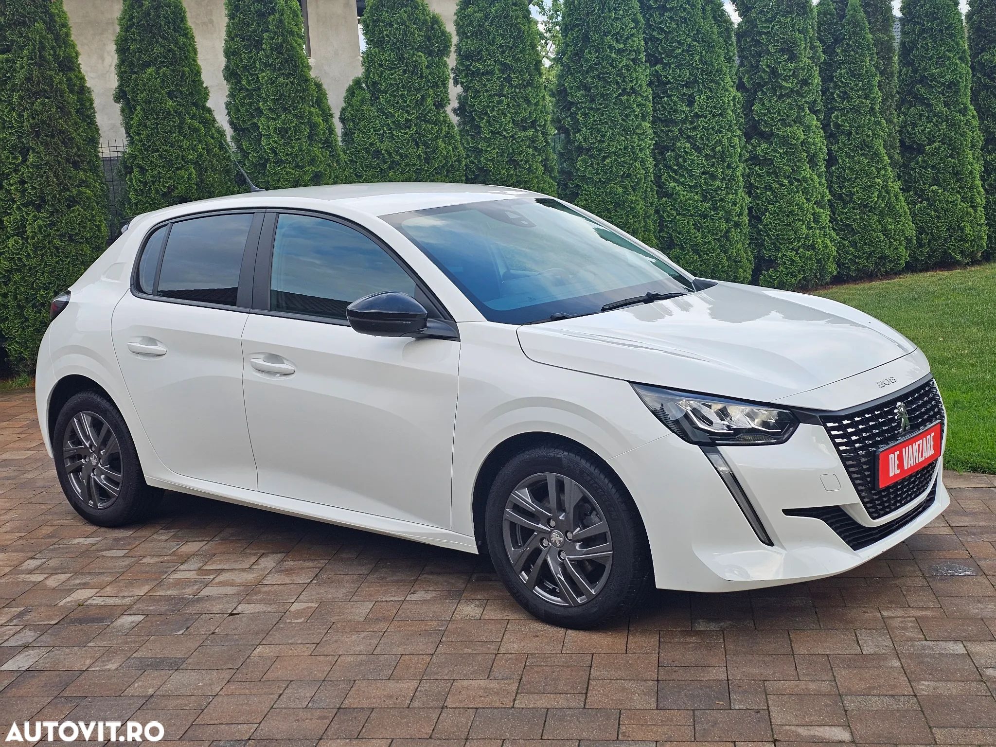 Peugeot 208 1.5 BlueHDi STT Allure - 1