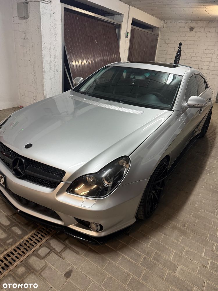Mercedes-Benz CLS 500 - 2